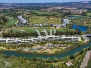 Apartamento T2 construo inserido em Empreendimento de Luxo