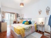 Apartamento T2 convertido em T3 na Quinta do Texugo