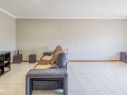 Apartamento T2 de excelentes reas em Serzedo