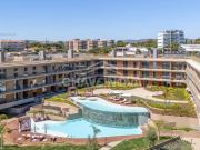 Apartamento T2 de Luxo com Piscina em Quarteira