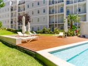 Apartamento T2 de Luxo com Piscina, Jardim e 2 lugares...
