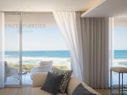 Apartamento T2 de Luxo em frente ao Mar na Praia de Azul...