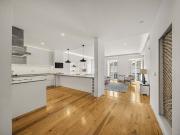 Apartamento T2 de luxo renovado de 160 m² no Bairro...