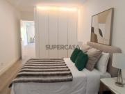 Apartamento T2 Duas Frentes BENFICA Um quarto com Suite,...