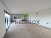 Apartamento T2 duplex amplo com terraço e garagem Esgueira