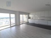 Apartamento T2 Duplex com Estacionamento e Arrumos em... Apartamento T2 Duplex com Estacionamento e Arrumos em...