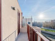 Apartamento T2 duplex, com varanda, na baixa do Porto... Apartamento T2 duplex, com varanda, na baixa do Porto...