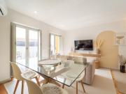 Apartamento T2 Duplex mobilado com varanda licença AL na...