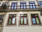 Apartamento T2 duplex na baixa do Porto
