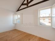 Apartamento T2 duplex na Baixa do Porto