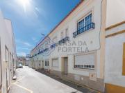 Apartamento T2 duplex próximo do centro das Caldas da Rainha