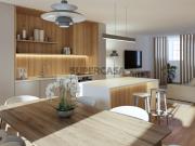 Apartamento T2 Duplex, varanda, a minutos da Avenida da...