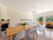 Cascais, vive neste adorável apartamento de 2 quartos em...