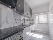 Apartamento T2 em Benfica