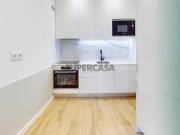Apartamento T2, RC Alto, com um terraço de 12 m2,...