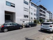 Apartamento T2 em Canelas