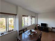 Apartamento T2 em Carcavelos