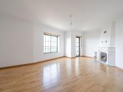 APARTAMENTO T2 EM CASCAIS