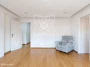 T2 pronto a habitar, com localizao privilegiada na...