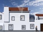 Apartamento T2 em fase final de remodelação – Centro da...