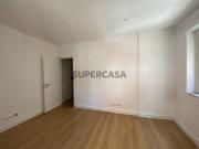 Apartamento T2 em Moscavide Remodelado 1º Andar
