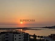 Apartamento T2 em piso elevado e com vistas sobre o rio...