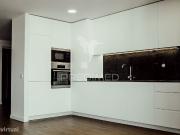 Apartamento T2 em Prdio Moderno Varanda Ampla e...
