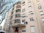 Apartamento T2 em São Sebastião