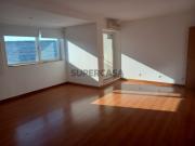 Apartamento T2 em Santa Clara