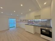 Apartamento T2 em Santa Iria de Azoia STI008