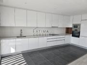 Apartamento T2 em Santa Marta com terraço, em fase de...