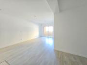 Apartamento T2 equipado e mobilado junto ao C.C. Glicinias!