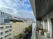 Apartamento T2 junto a Av. da Liberdade