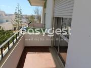 Apartamento T2 localizado na Pedra Mourinha, perto de...