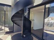 Apartamento T2 luxuoso com rooftop terraço