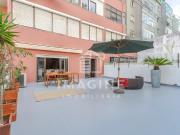 Apartamento T2 mobilado com espaçoso terraço, anexo e...