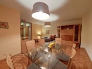 Apartamento T2, mobilado, com garagem, em Rua de Camões