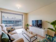 Apartamento T2 mobilado, com rooftop e vista mar, em...