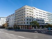 Apartamento T2 mobilado e com garagem em Lisboa