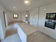 Apartamento T2 moderno com 2 varandas no Cobre em Cascais