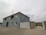 Apartamento T2 Moderno com Fantástico Logradouro...