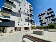 Apartamento T2 Moderno com Varanda e Garagem, para...