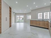 Apartamento T2 moderno no edifício Luna Mar – a 300 m da...