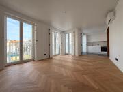 Apartamento T2 Moderno para Arrendamento em Campo de Ourique