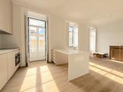 Apartamento T2, muito bem localizado, com todos os...