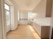 Apartamento T2, muito bem localizado, com todos os...