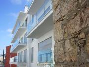 Apartamento T2 na Nazaré com piscina | Costa de Prata...
