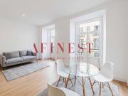 Apartamento T2 Na Rua Dos Anjos Excelente Exposição...