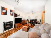 Apartamento T2 no Candal — Garagem fechada — a 500m da...