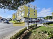 Apartamento T2 com parqueamento e arrecadação, no Centro...